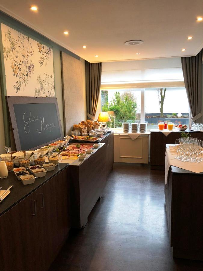 Hotel Zur Post ブリーロン エクステリア 写真